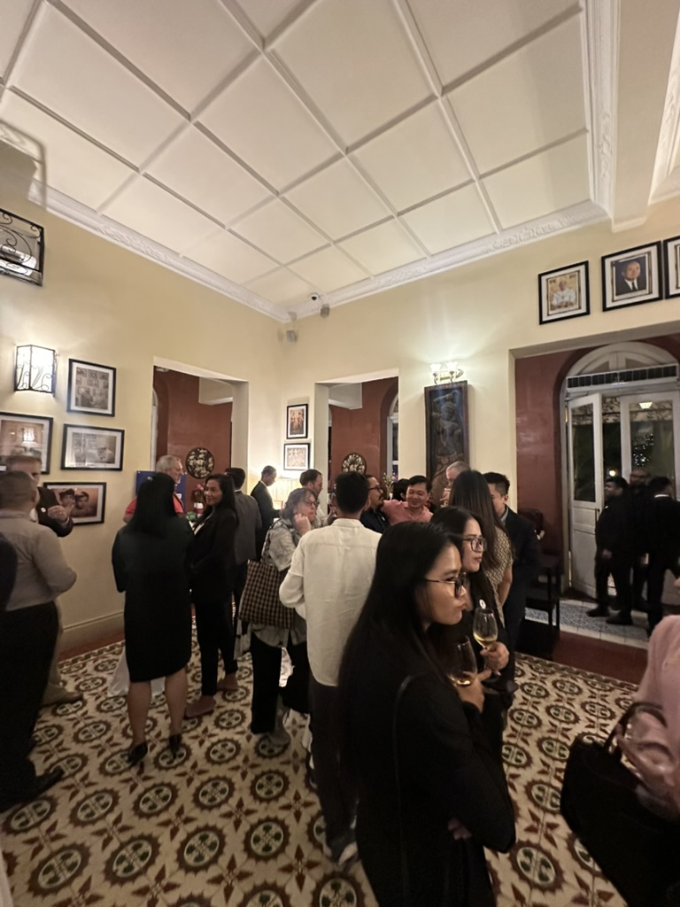 1E73FB8C-F5EB-4409-8242-B7FB6F61C4A0_1_105_c